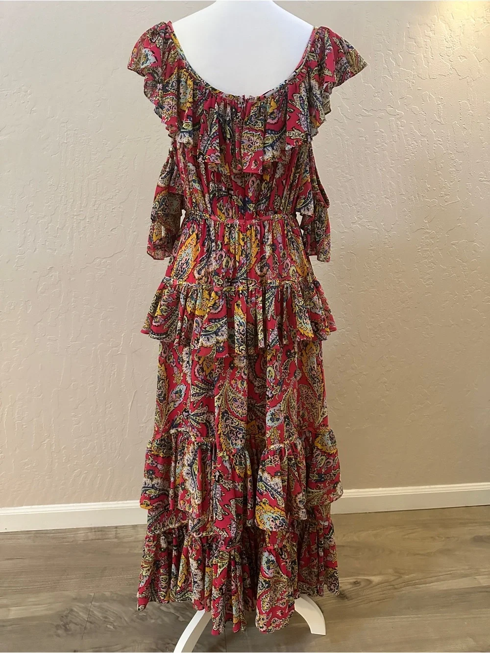 Cinq a Sept Collier Ruffle Cold Shoulder Chiffon Dress in Primrose Pink Paisley - Picture 5 of 11